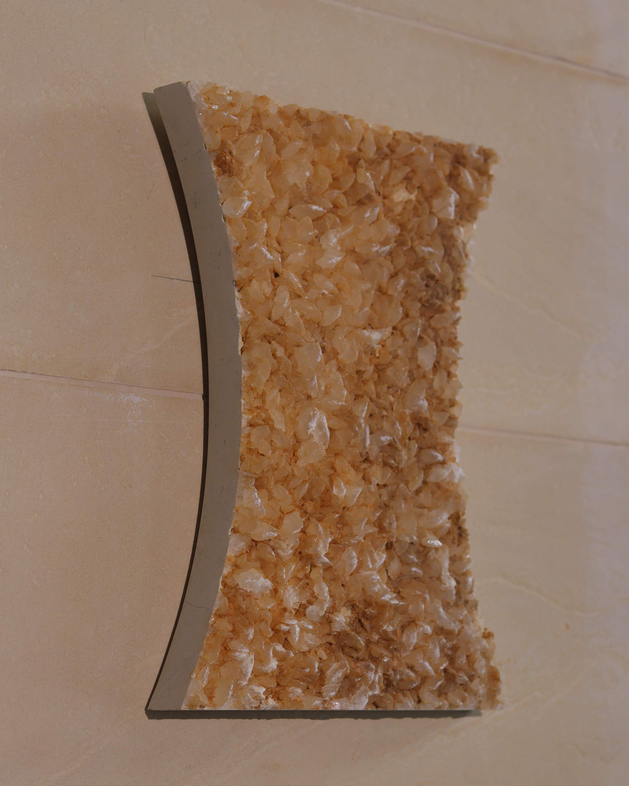 Crystal de pierre en sablier